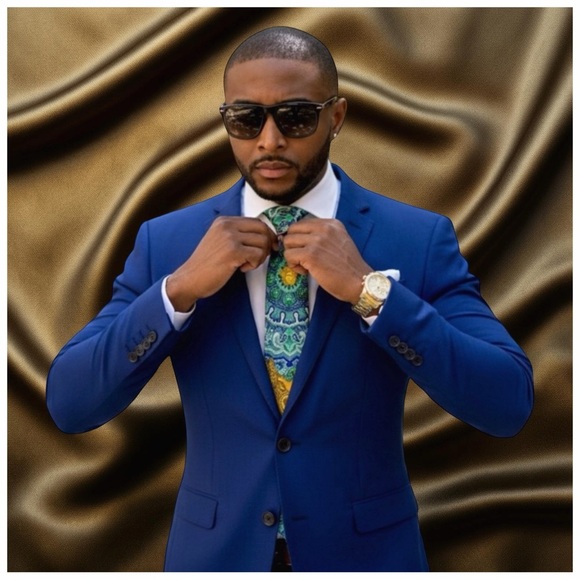 Versace Medusa Silk Tie – Blue, Green & Gold Baroque Print – Italy - Picture 9 of 12